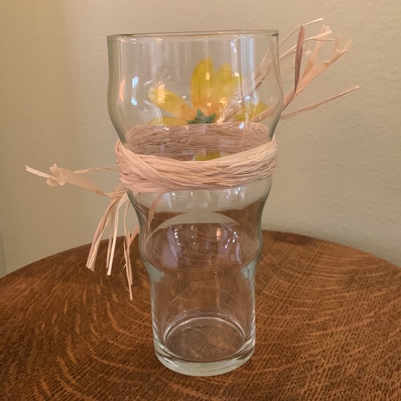 4 12oz Glasses with Raffia and Yellow Daisy - Picture 6 of 6